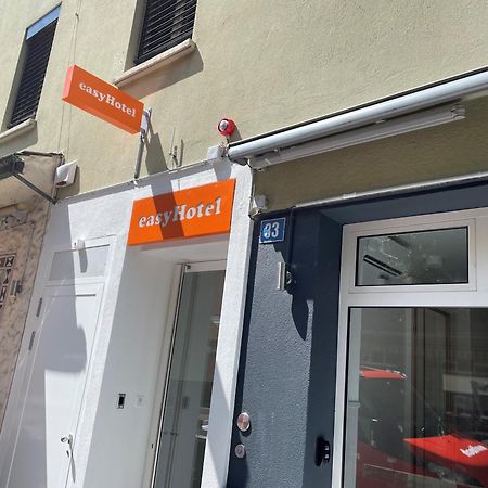 Easyhotel Zuerich Main Station エクステリア 写真