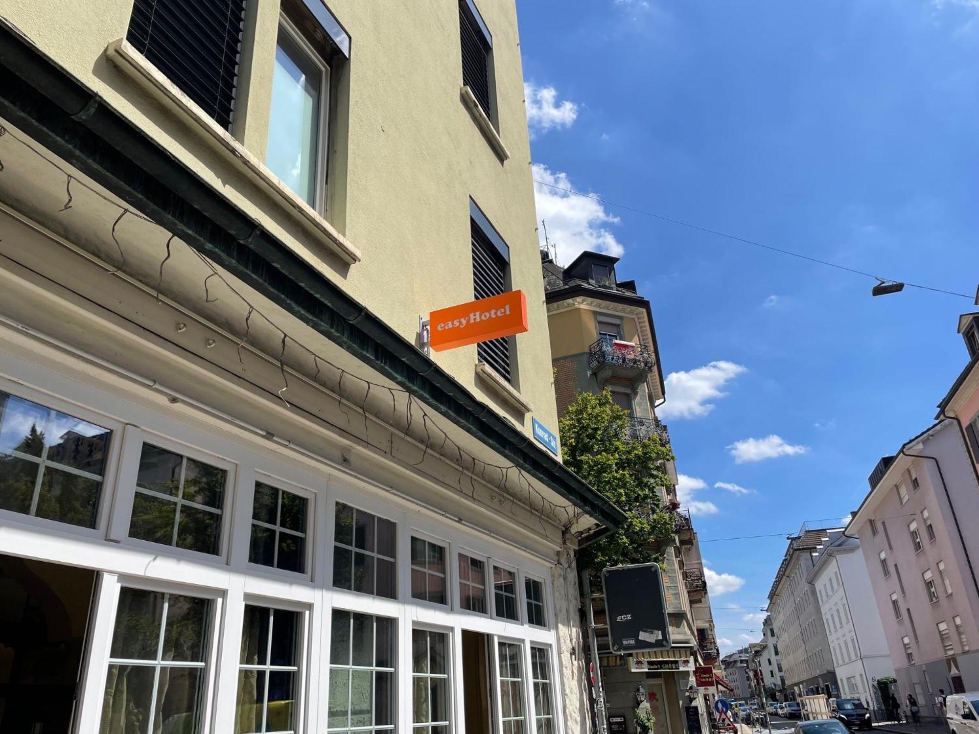 Easyhotel Zuerich Main Station エクステリア 写真